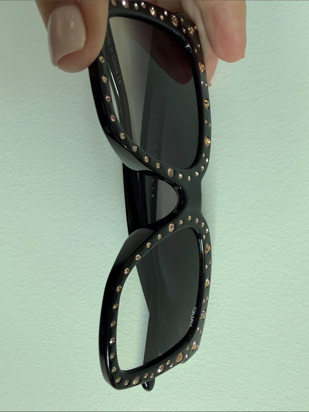 Quay Australia Black Crystal-Stud Square Sunglasses with Iridescent Pouch - Picture 12 of 13